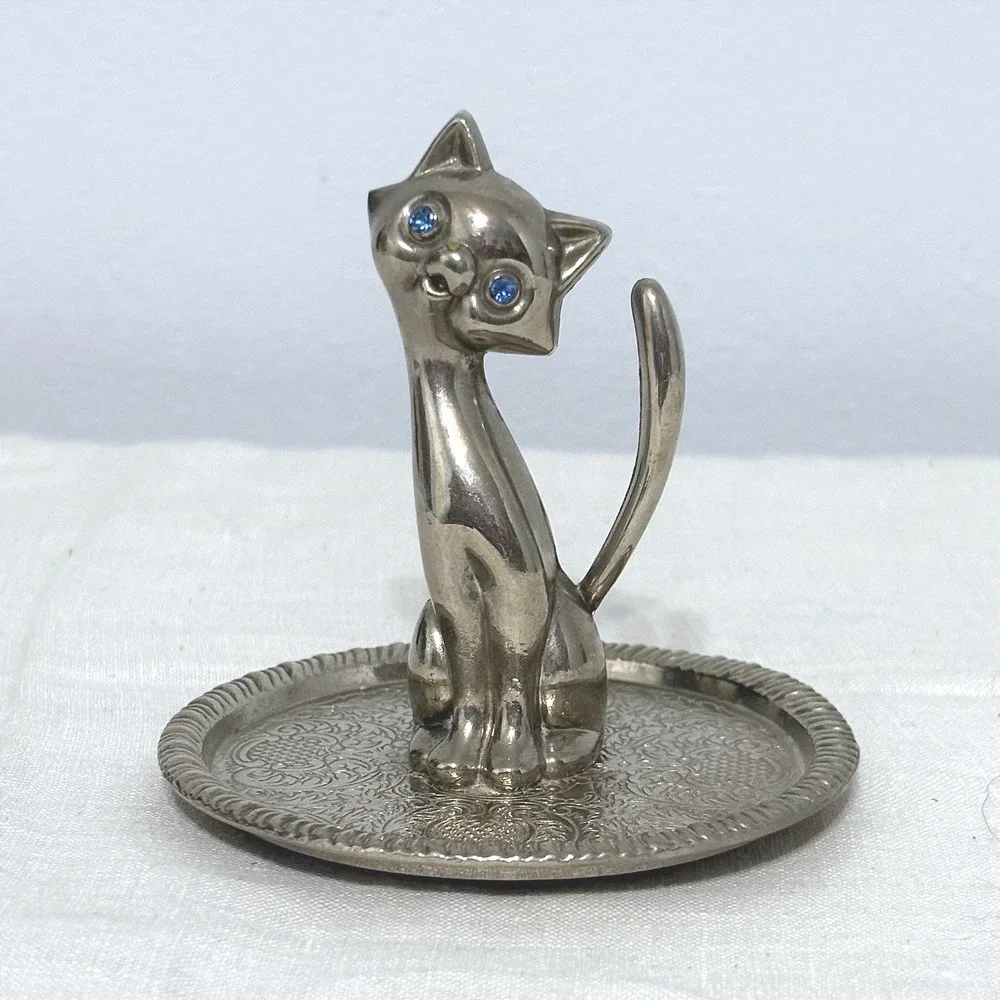 Vintage Silver Plated Cat Ring Holder Etched Tray Blue Rhinestone Eyes EP Zinc